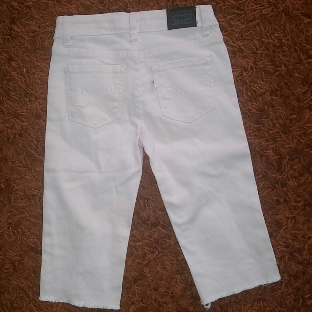 Capris - Picture 3 of 3